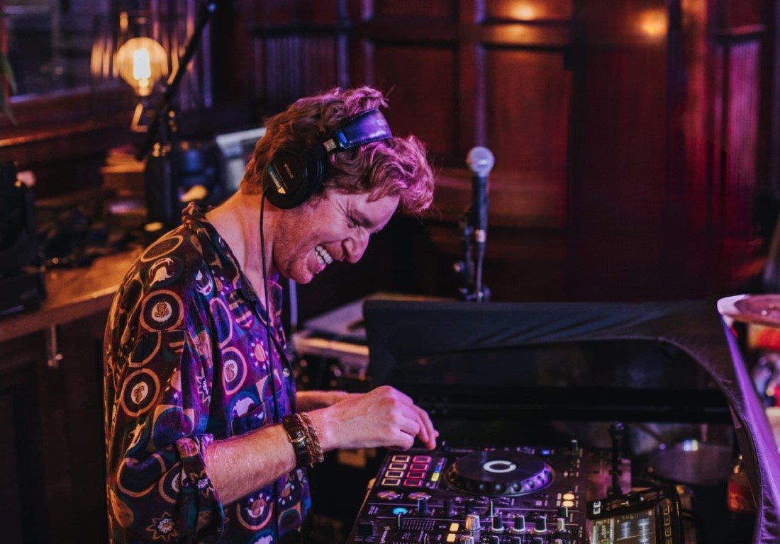 DJ Al playing the after party